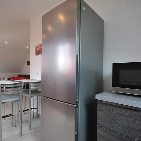 Vakantiehuis Lumineux Et Calme Avec Terrasse, Barbecue Et Parking A 5 Km De Colmar - Fr-1-744-32