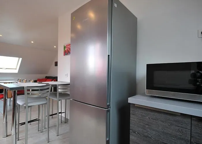 Casa vacanze Lumineux Et Calme Avec Terrasse, Barbecue Et Parking à 5 Km De Colmar - Fr-1-744-32